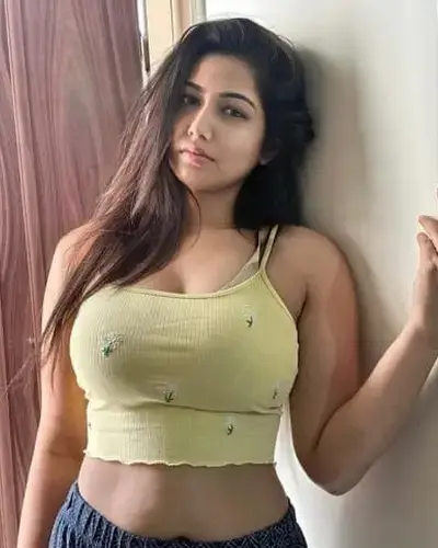 Escorts Mantha